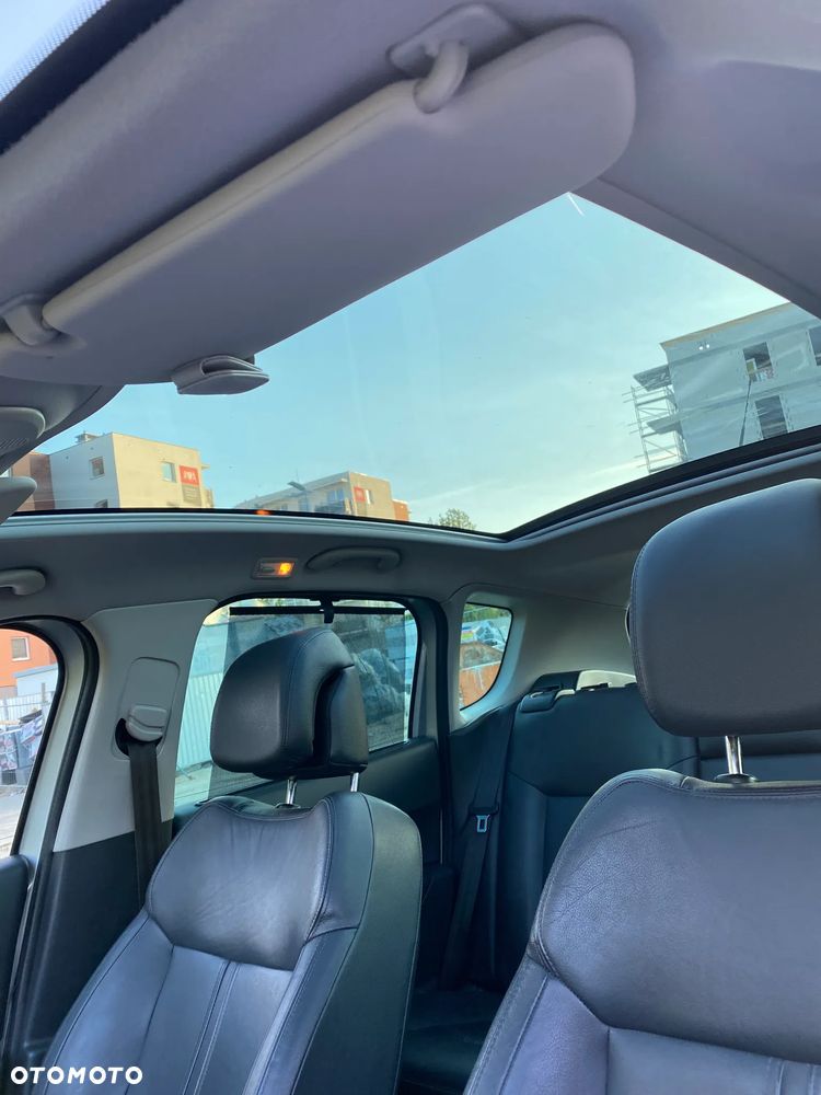 Peugeot 3008 1.6 HDi Premium - 12