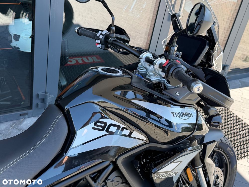 Triumph Tiger - 15