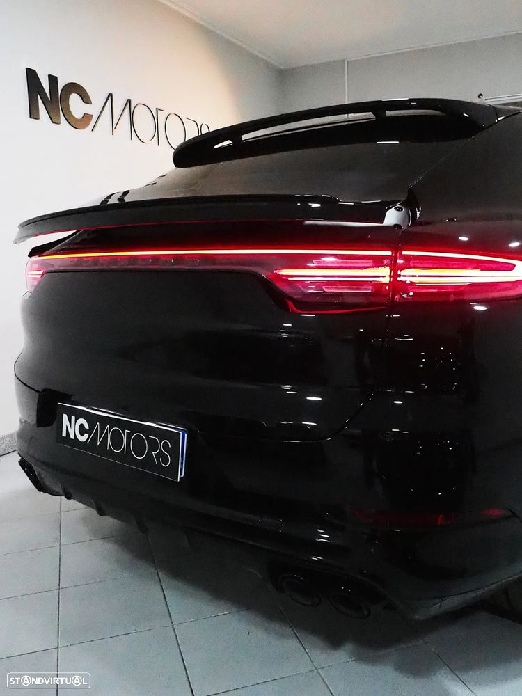 Porsche Cayenne Coupé E-Hybrid Tiptronic S Platinum Edition - 24