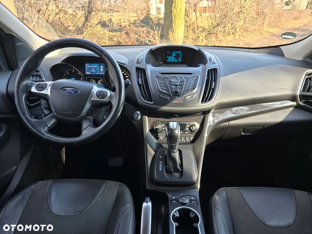 Ford Kuga 2.0 TDCi 4x4 Titanium - 17