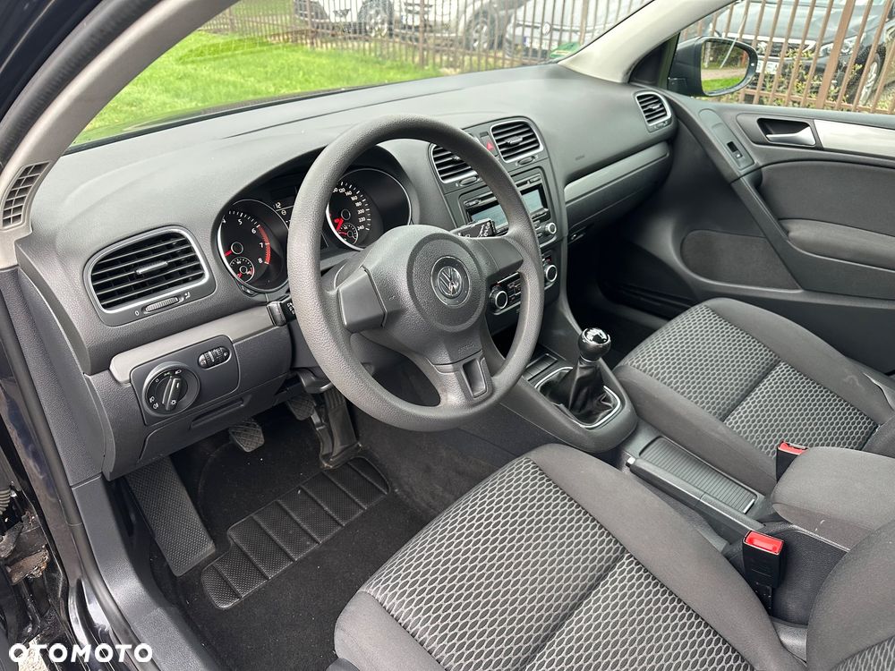 Volkswagen Golf 1.6 Comfortline - 9
