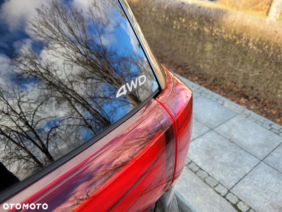 Mitsubishi Outlander 2.0 Intense + Navi 4WD CVT - 22