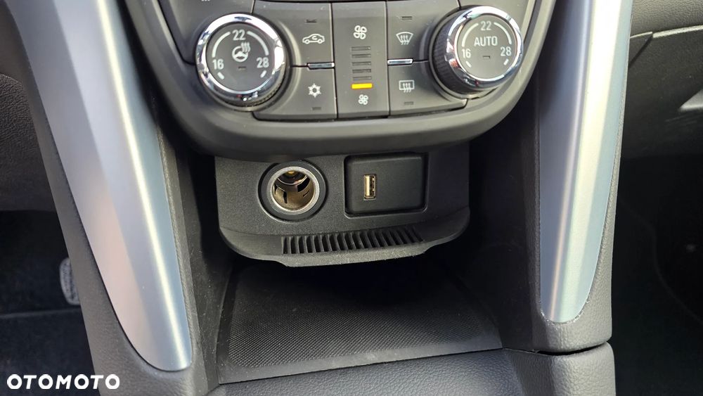 Opel Zafira Tourer 1.4 Turbo Active - 20