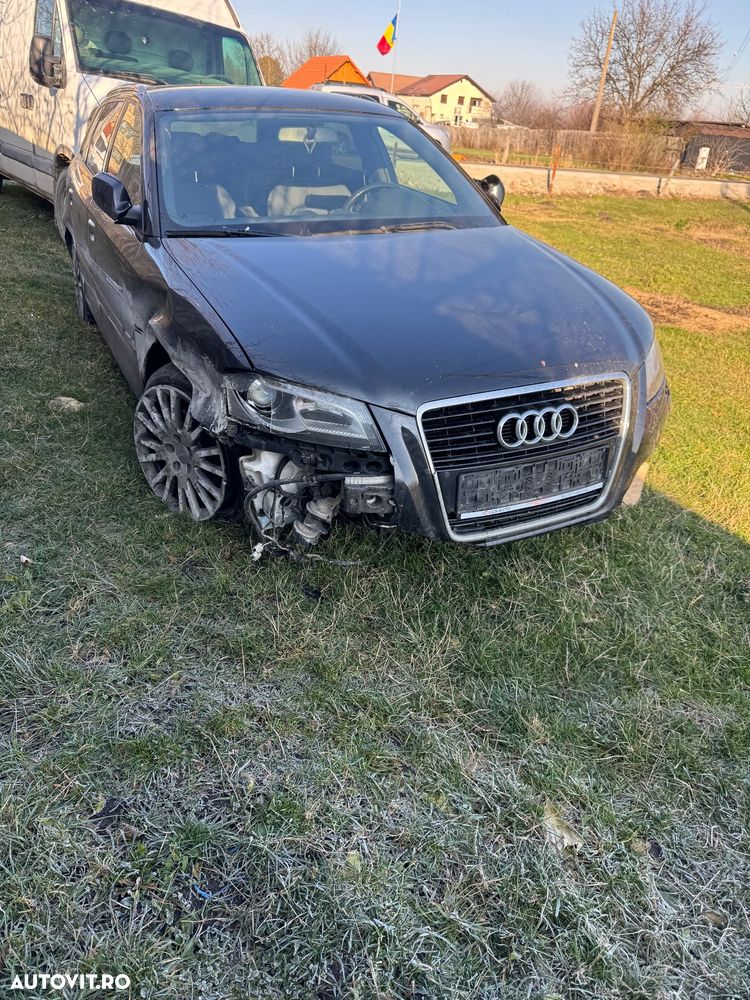 Audi A3 2.0 TDI Sportback DPF S tronic S line Sportpaket - 3