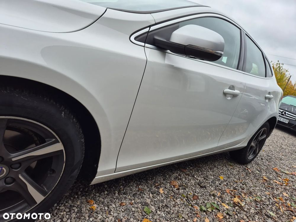 Volvo V40 D2 RDesign - 21