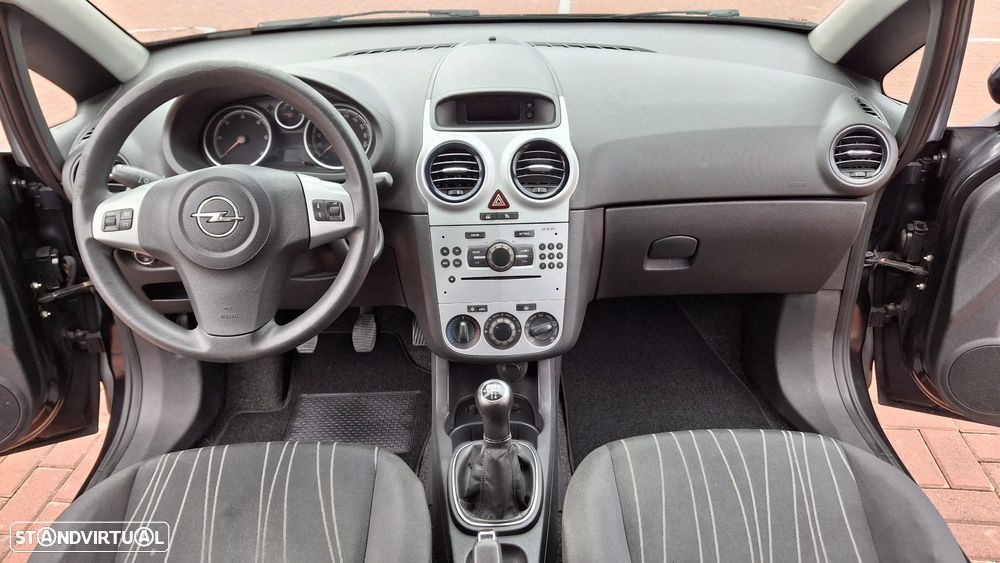 Opel Corsa 1.3 CDTI Enjoy EcoFLEX - 9