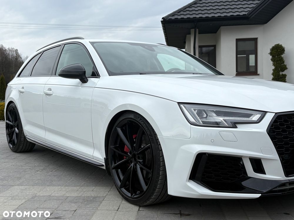 Audi A4 Avant 2.0 TDI ultra sport - 13