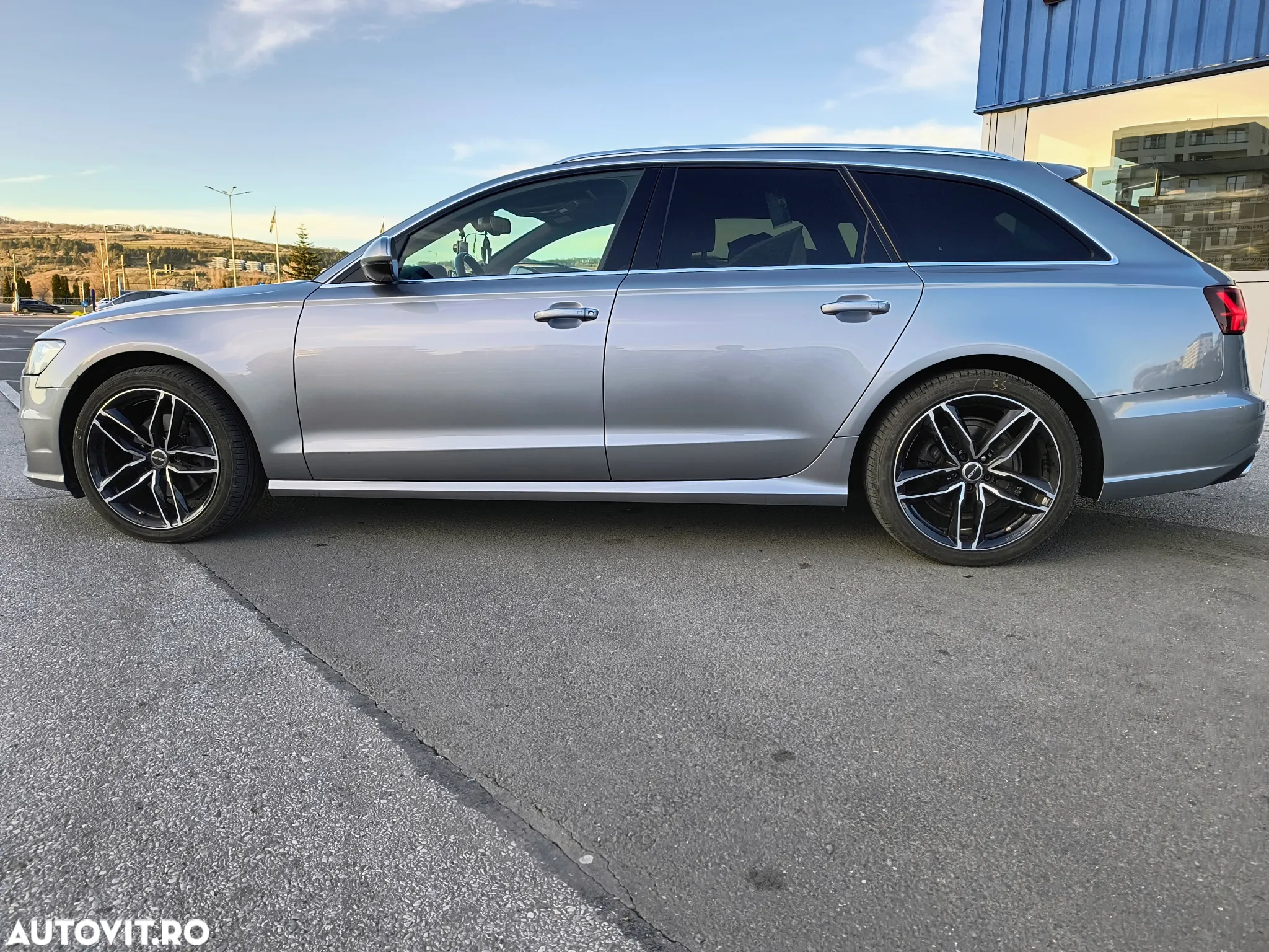 Audi A6 Avant 2.0 TDI Ultra - 4