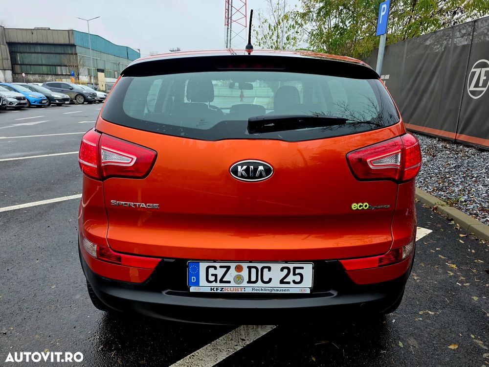 Kia Sportage 1.7 CRDI 2WD Spirit - 9