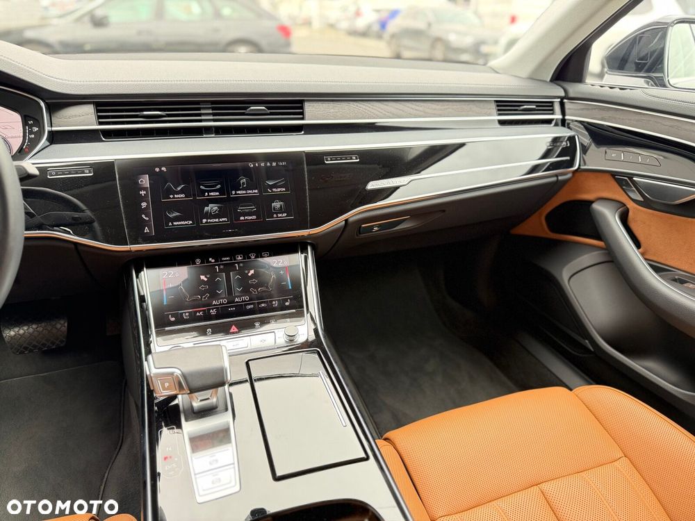 Audi A8 - 25