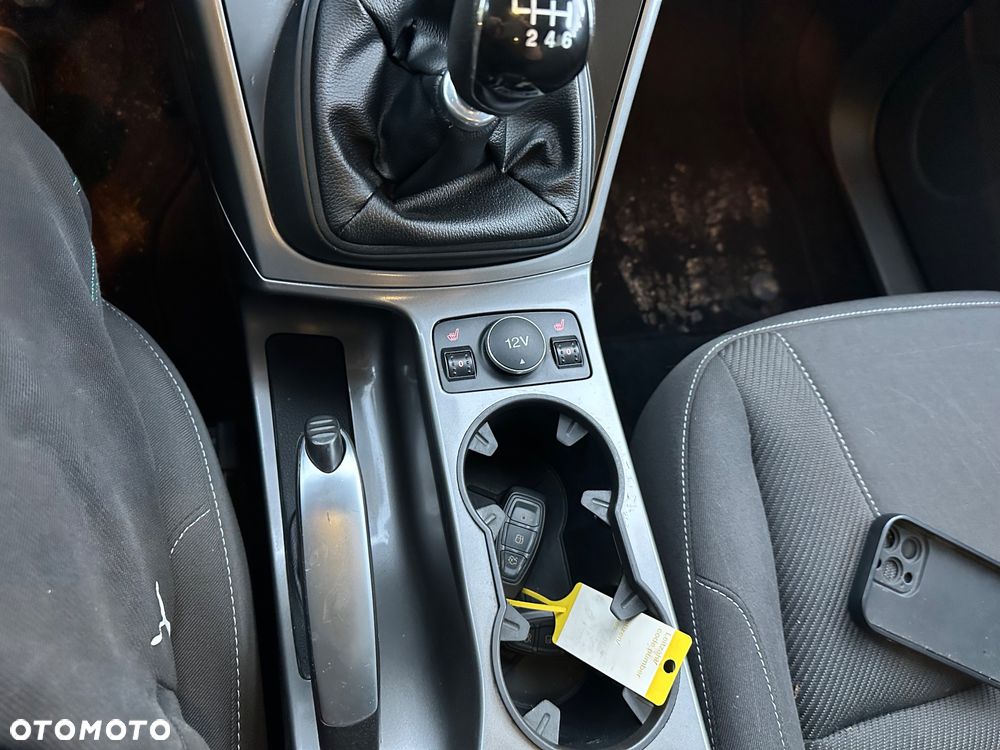 Ford Kuga - 9