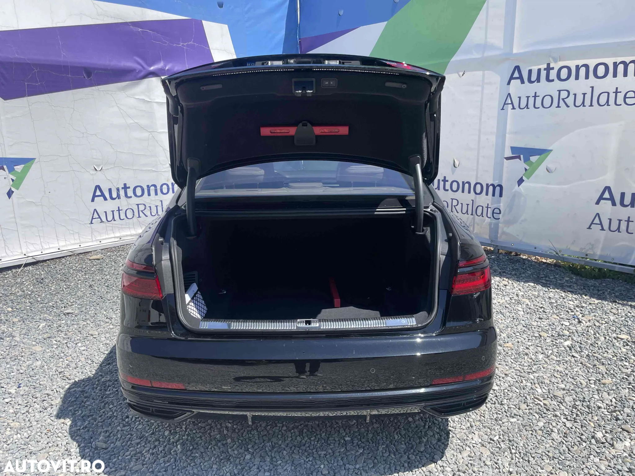 Audi A8 - 7