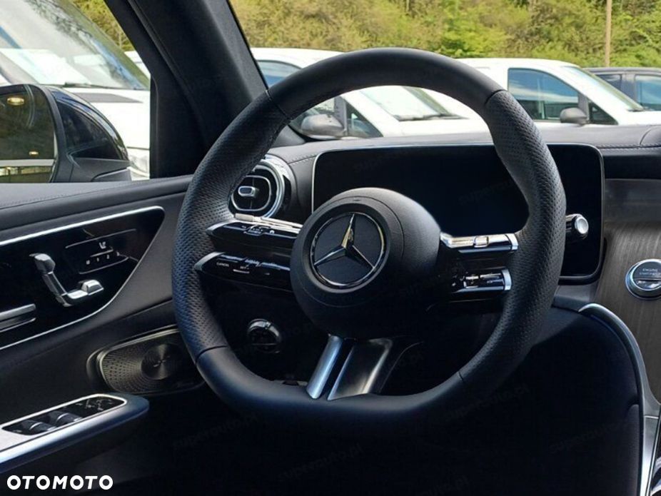 Mercedes-Benz GLC 220 d mHEV 4-Matic AMG Line - 10
