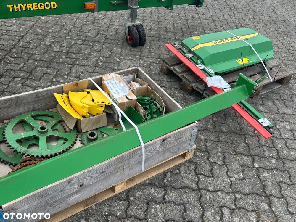 John Deere T660i - 28