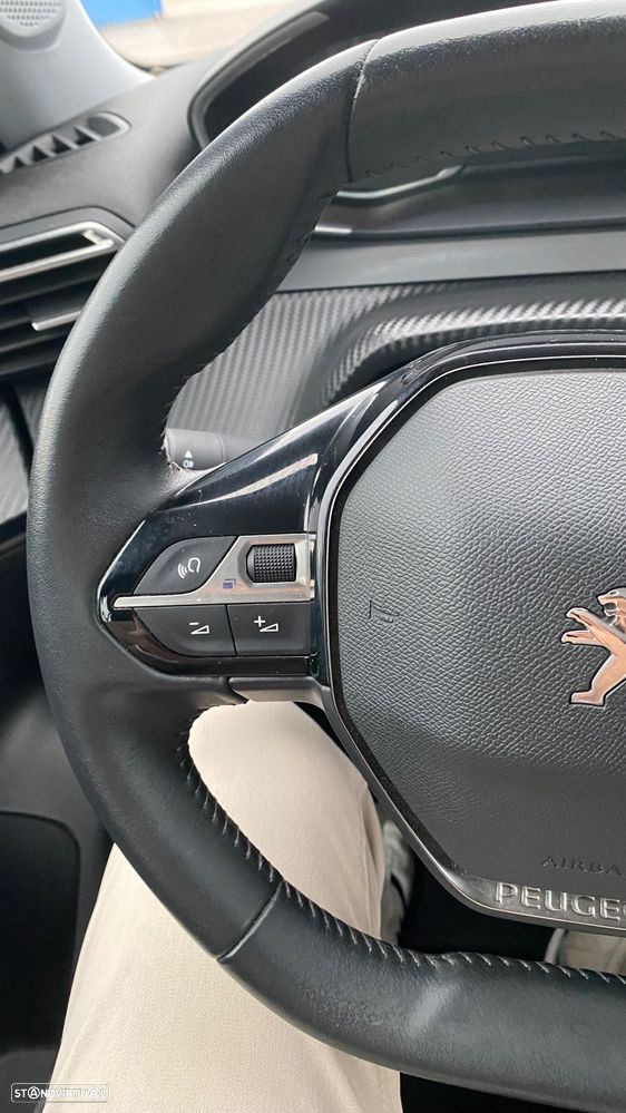 Peugeot 2008 1.5 BlueHDi Active Pack - 27