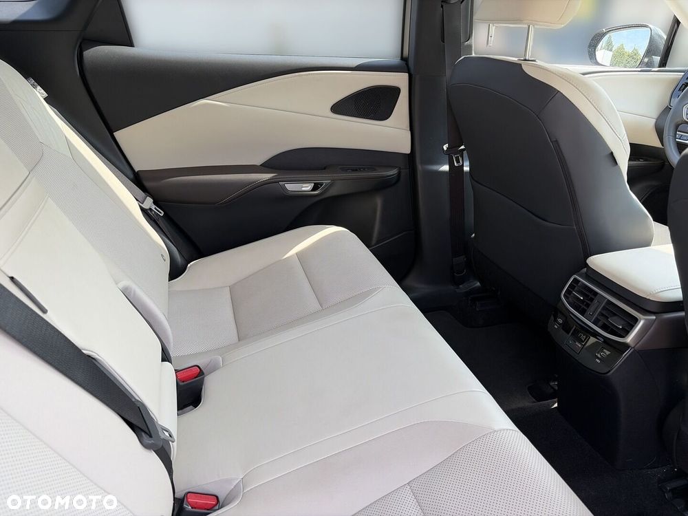Lexus RX - 14