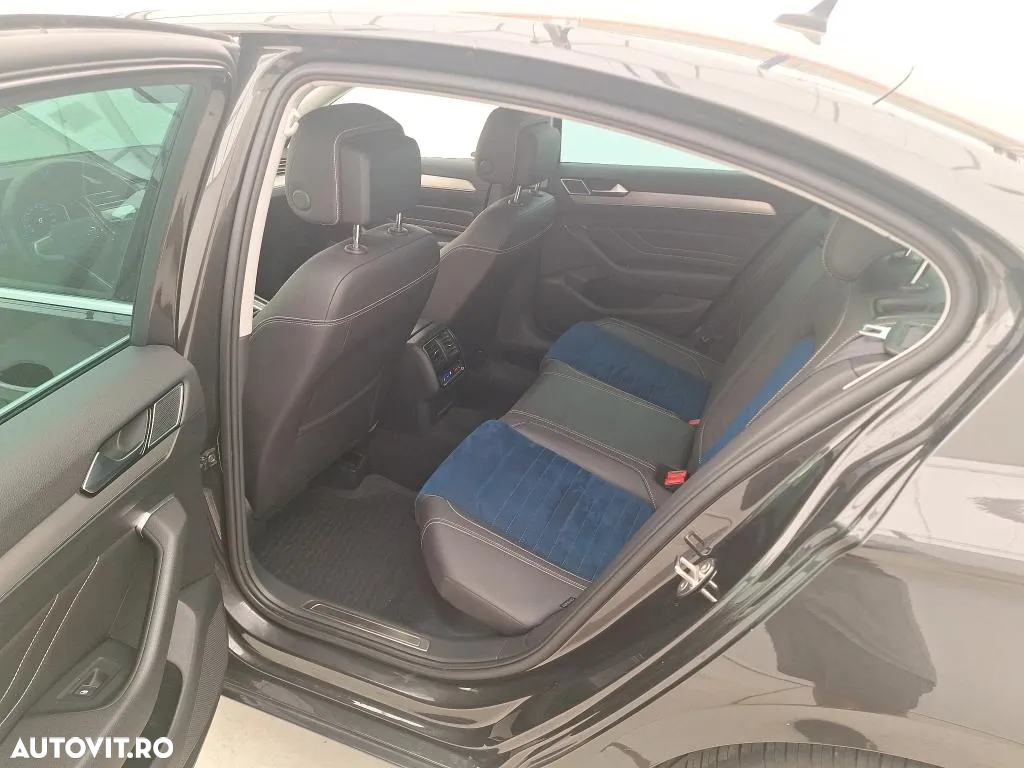 Volkswagen Passat - 10
