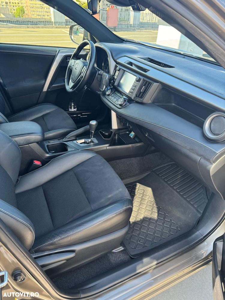 Toyota RAV4 2.5 VVT-i 4x4 Executive - 7