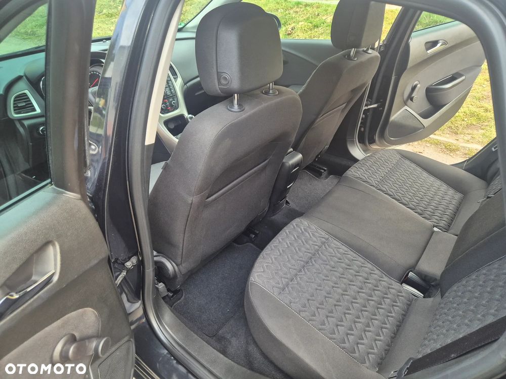 Opel Astra 1.4 Turbo Active - 10