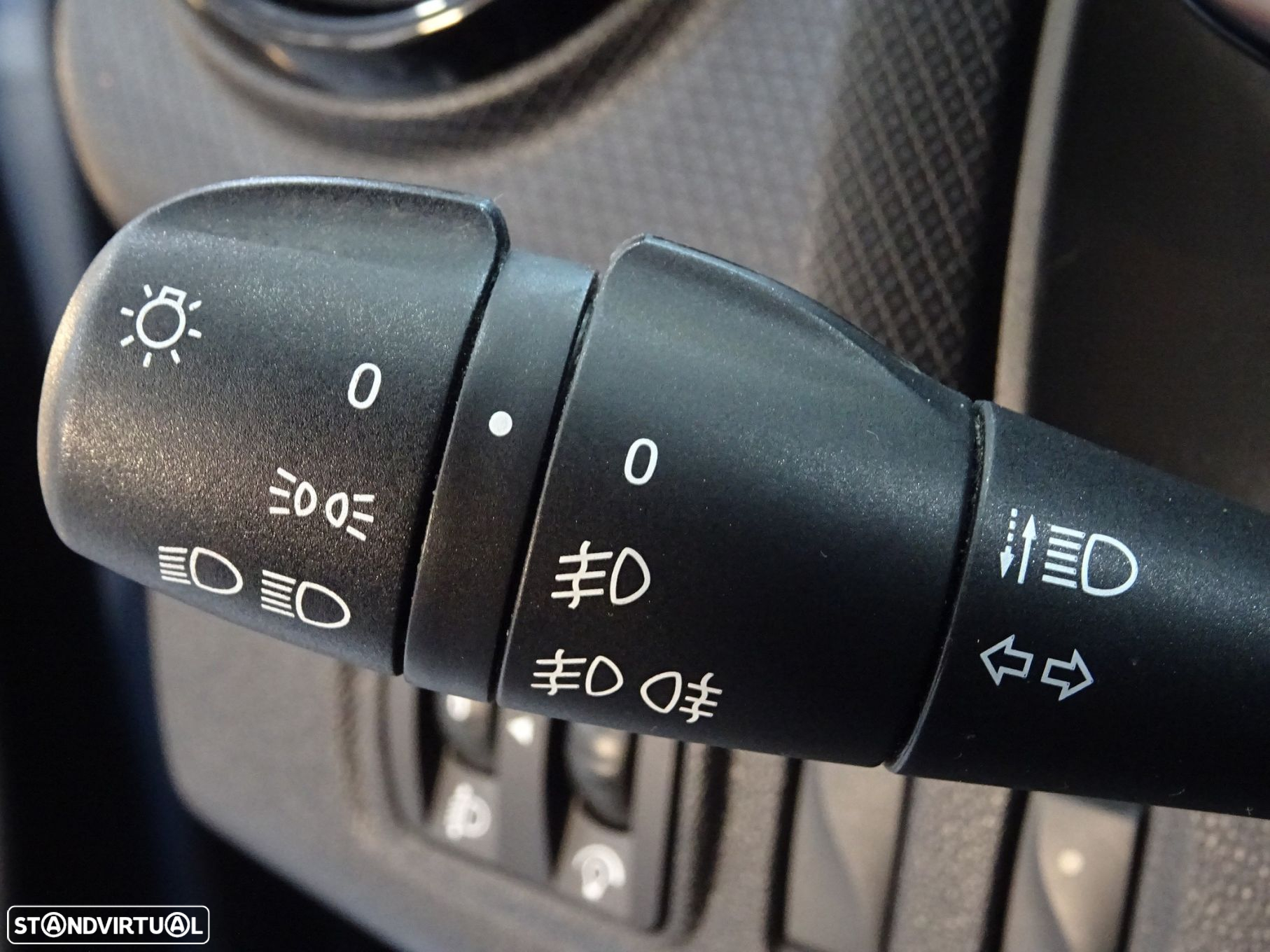 Renault Clio 1.5 dCi Limited - 19