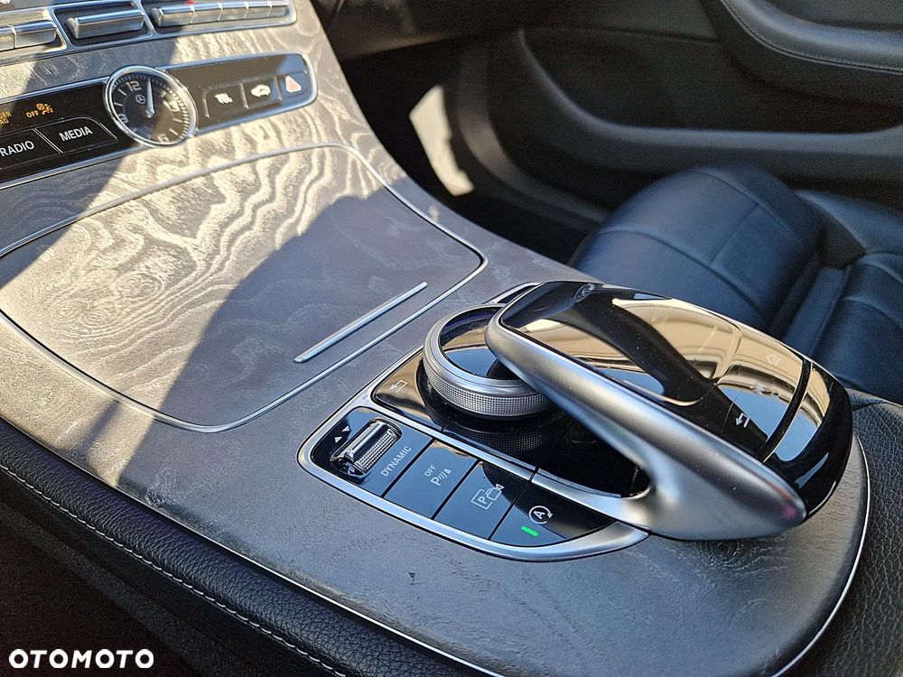 Mercedes-Benz CLS 300 d 9G-TRONIC Avantgarde - 24