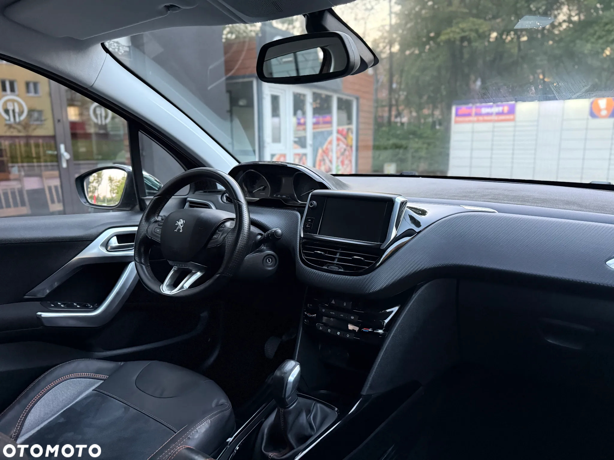 Peugeot 2008 - 35