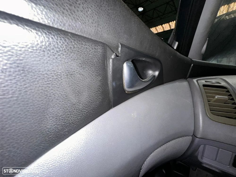 Nissan Primera Sedan (P12) 2.2 Di Diesel 126 cv 93 kW para peças - 17