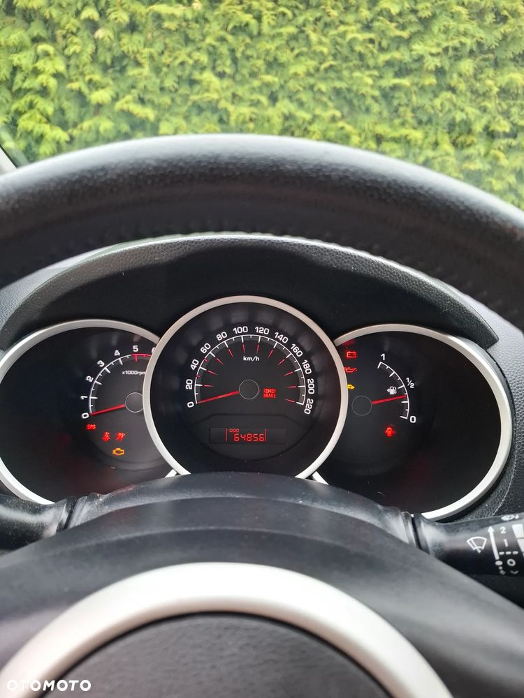 Kia Venga 1.4 CRDi M - 14