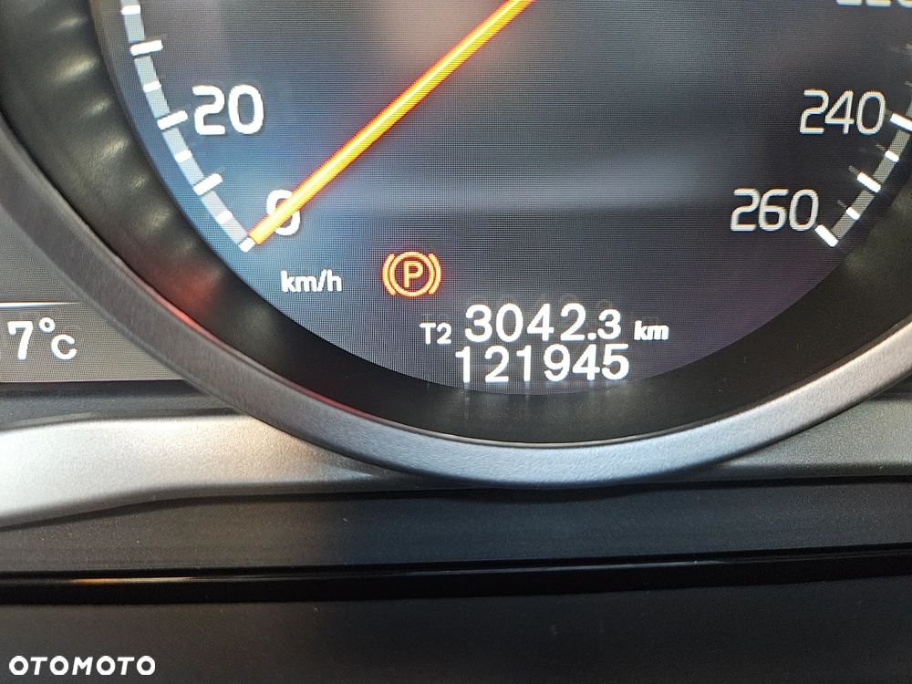 Volvo XC 60 D3 Inscription - 25