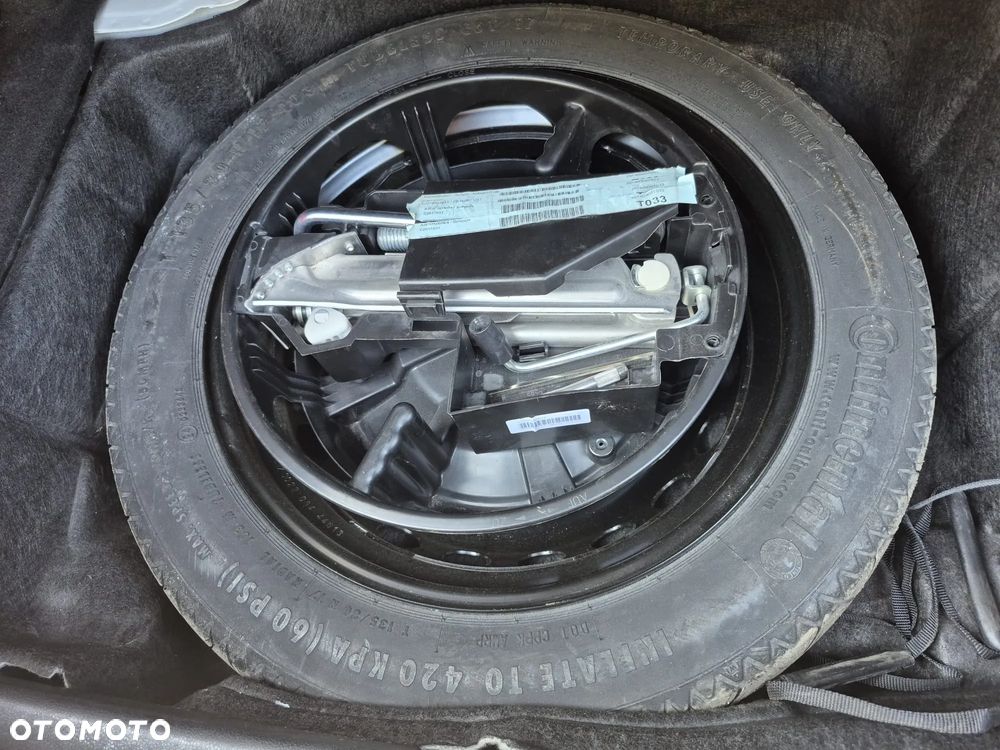 Mercedes-Benz Klasa E 400 7G-TRONIC - 24