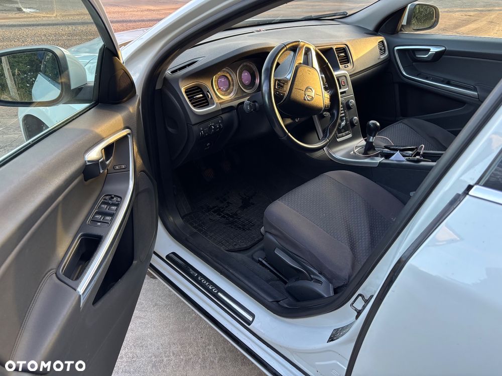 Volvo V60 D3 - 5
