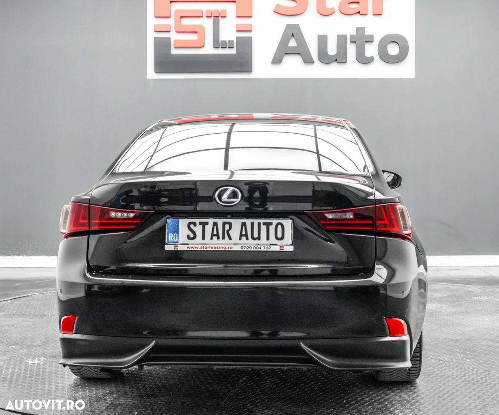 Lexus Seria IS 300h Executive Plus - 6