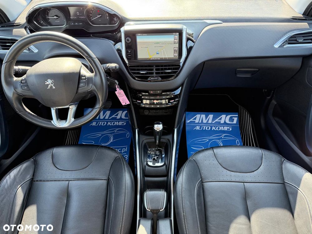 Peugeot 2008 120 VTI Automatik Allure - 20