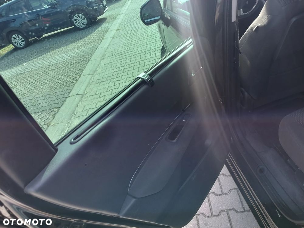 Peugeot 5008 2.0 HDi Family 7os - 14