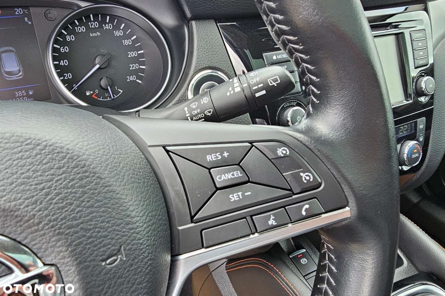 Nissan Qashqai - 24