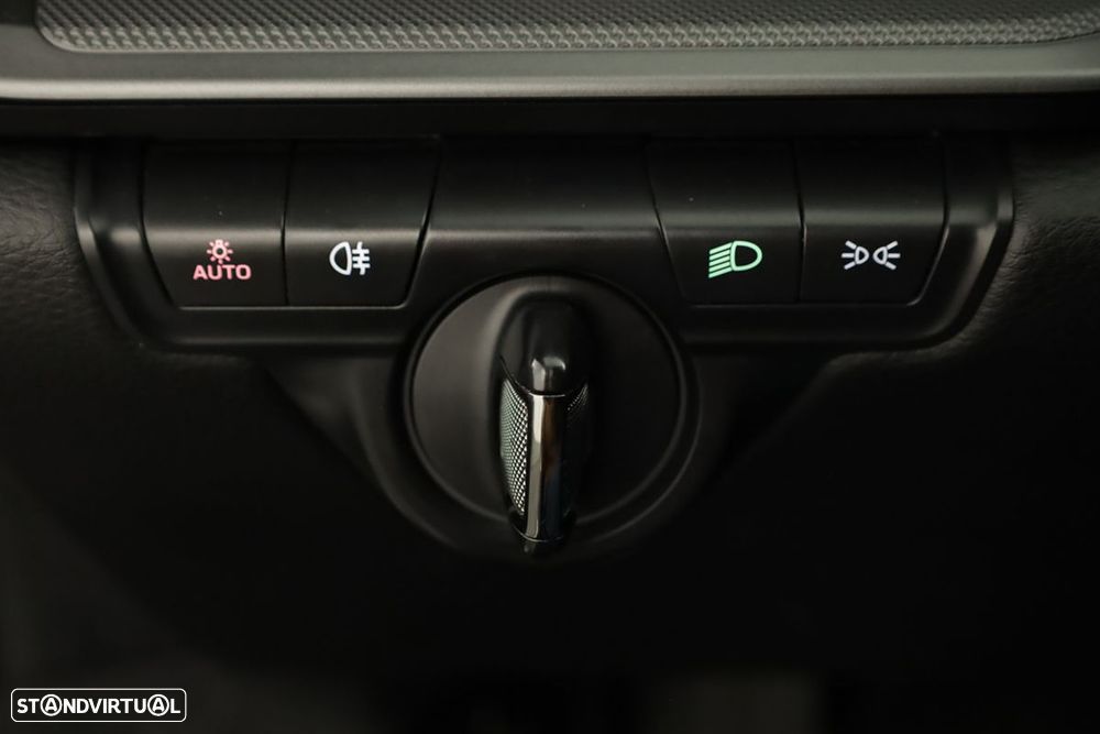 Porsche 911 (992) Carrera - 27