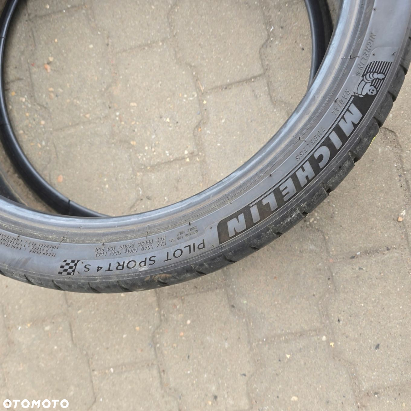 MICHELIN PILOT SPORT 4 245/35R20 95Y 21R 1X - 3
