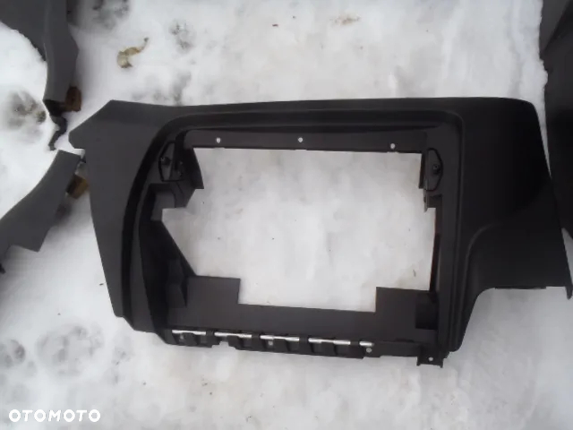 listwa progowa nakładka deski rozdzielczej obudowa stacyjki doblo II 2011r combo d - 2