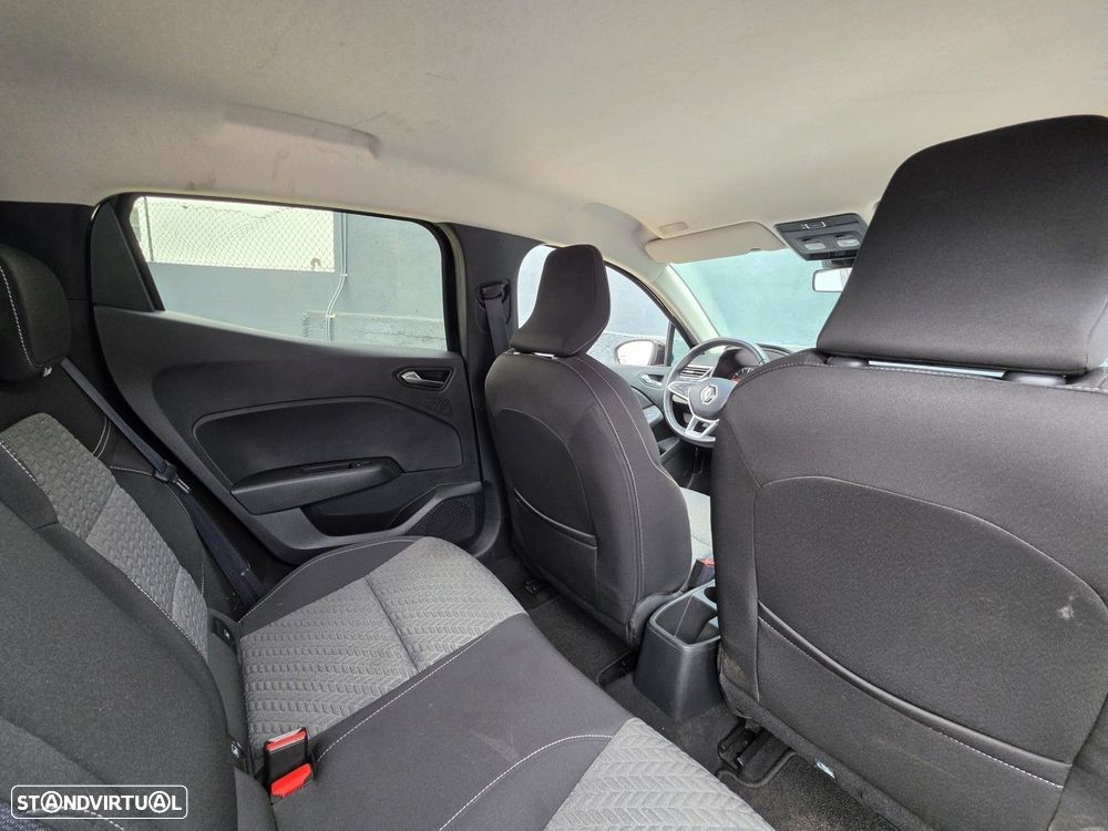 Renault Clio 1.0 TCe Evolution - 9