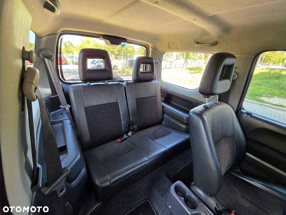 Suzuki Jimny 1.3 Elegance - 23