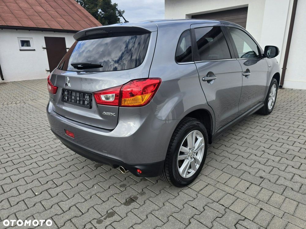 Mitsubishi ASX - 9