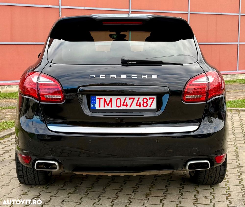 Porsche Cayenne 3.0TD TipTronic - 27