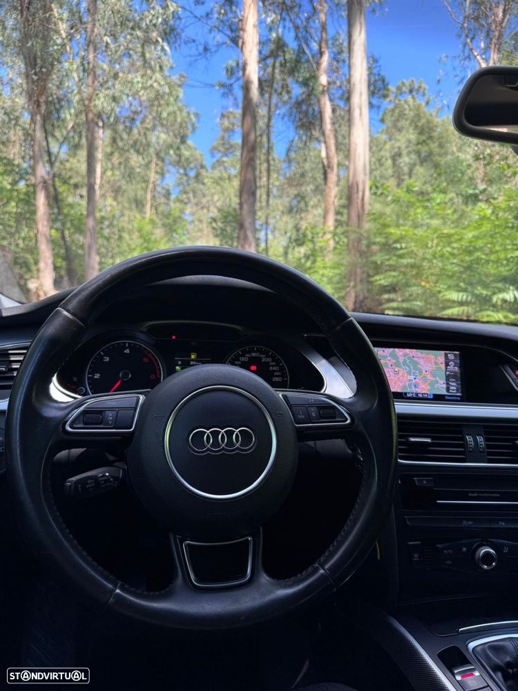 Audi A4 Avant 2.0 TDI Business Line Sport - 26