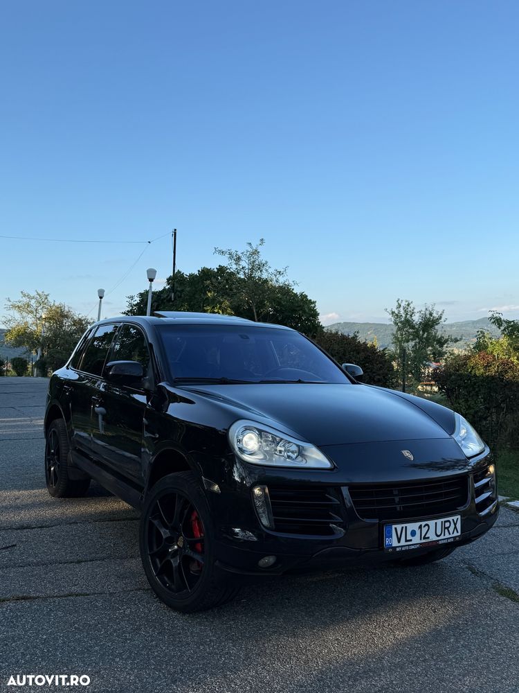 Porsche Cayenne - 2
