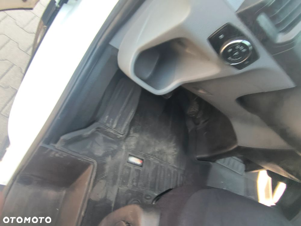 Ford Transit - 10