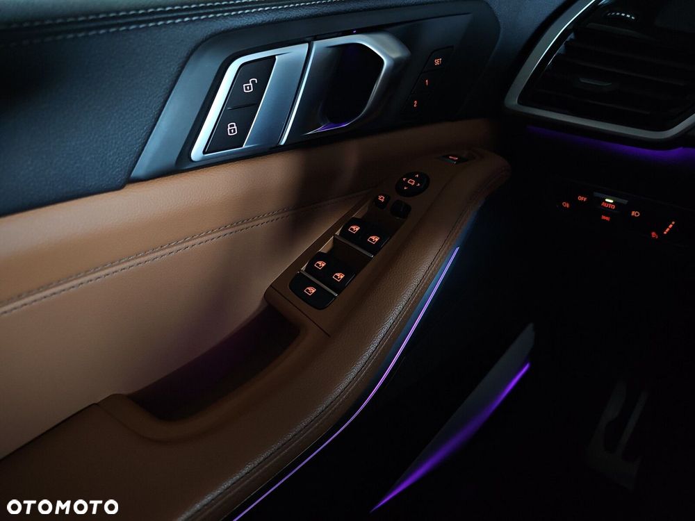 BMW X5 xDrive25d sport - 35