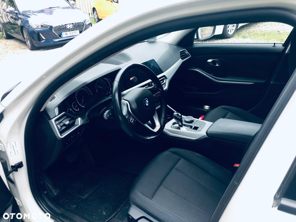BMW Seria 3 318d Business Edition - 20