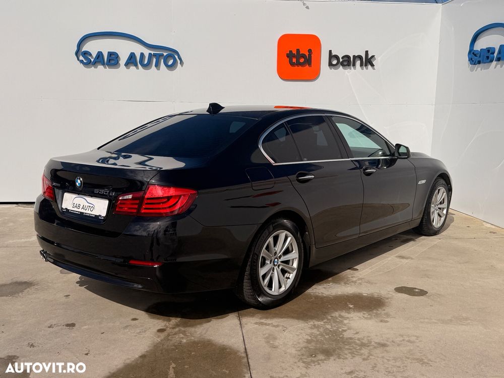BMW Seria 5 530d xDrive Aut. - 3