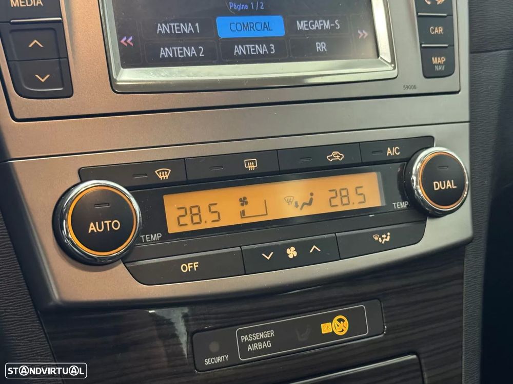 Toyota Avensis SD 2.0 D-4D Exclusive +Navi - 15