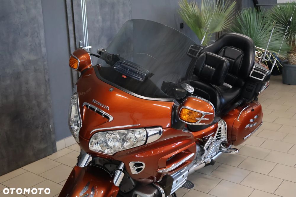 Honda GL - 5